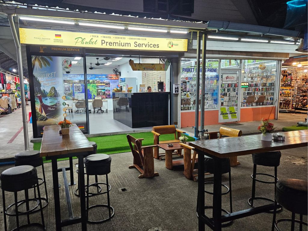 Außenansicht von Phuket Premium Service im OTOP Market in Patong, Phuket