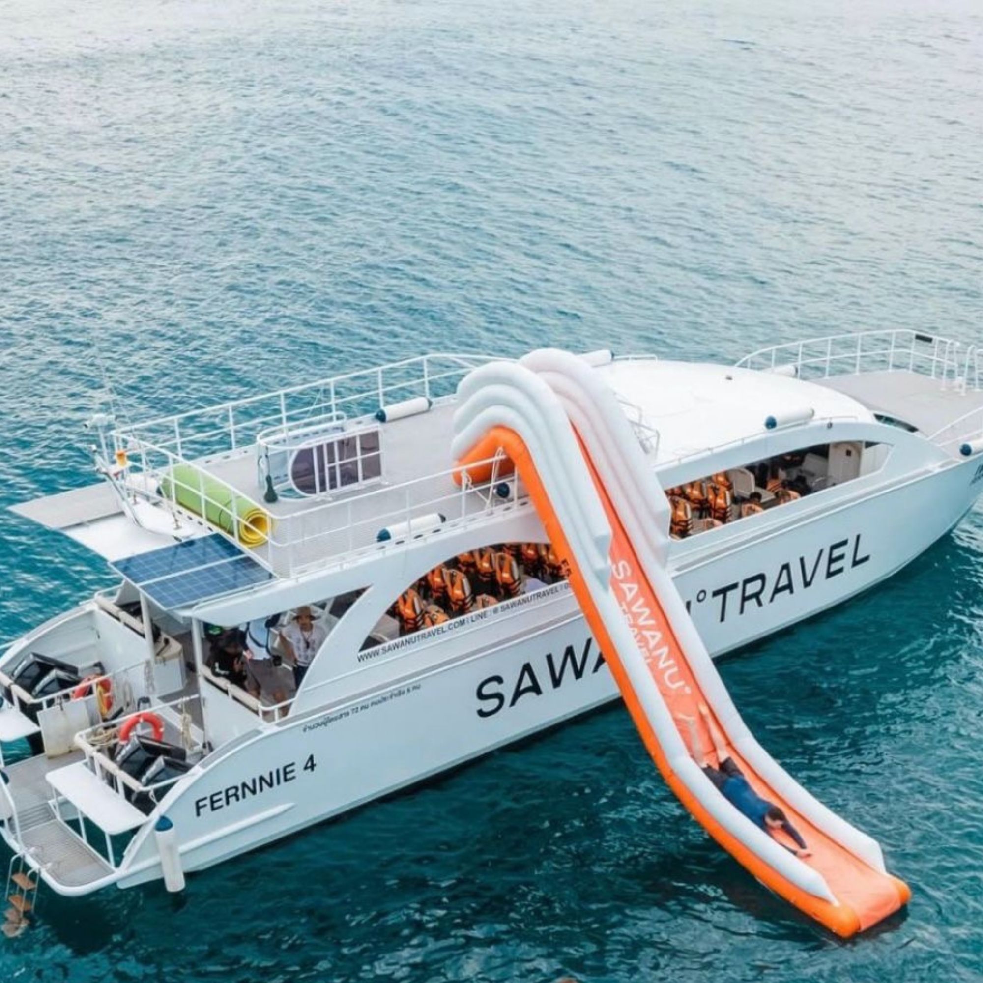 Sawanu Bootstouren Phuket mit Insel- und Speedboat-Touren