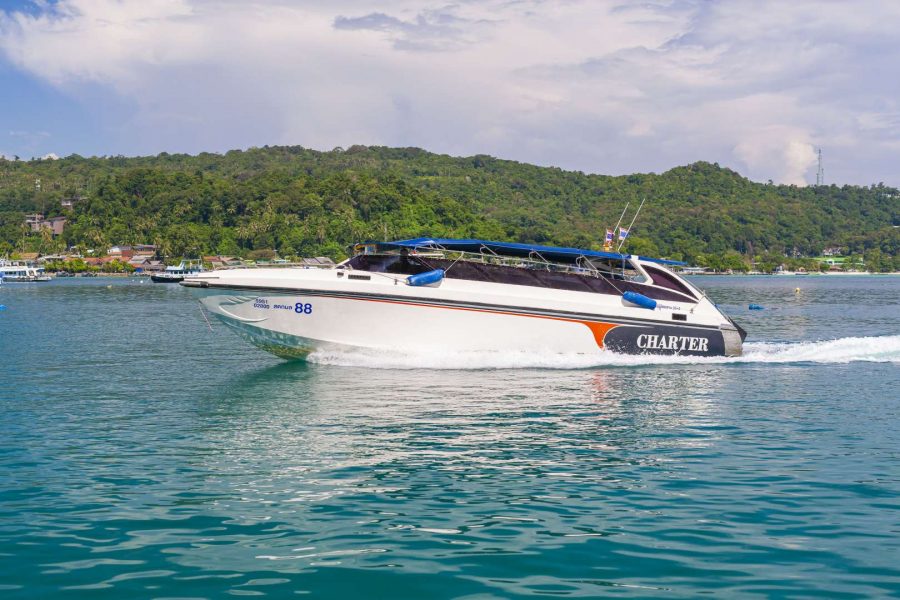 Charter Marine Phuket Speedboat Tour mit Phi Phi, Khai Island und Monkey Beach