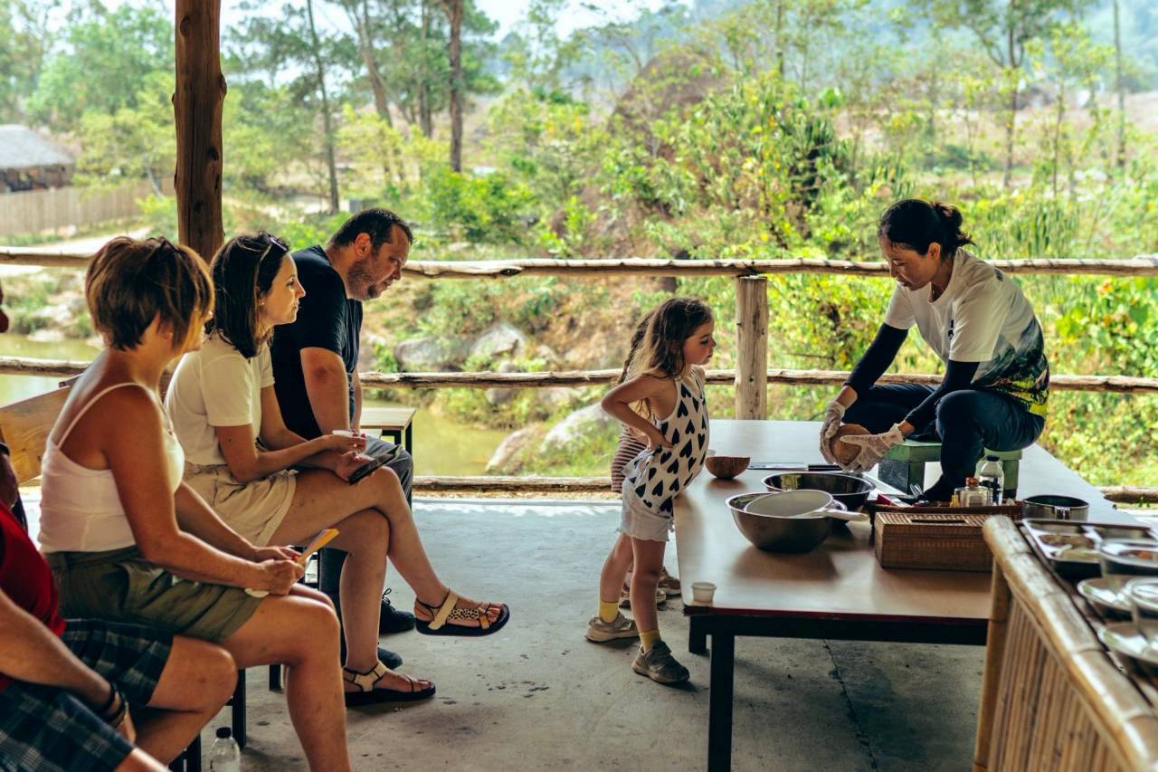 Thai Cooking Demonstration im Bukit Elephant Park Phuket