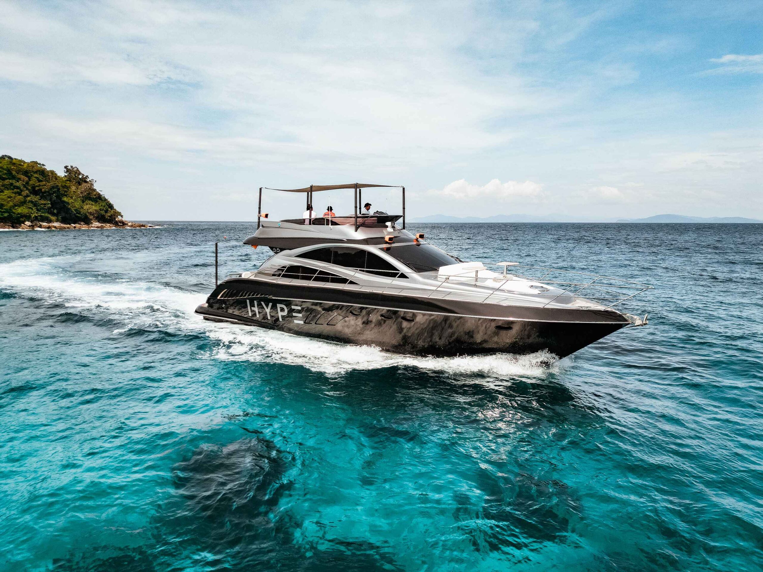 HYPE 55 Yacht bei privatem Yacht Charter vor Phuket